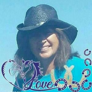 Meet your Posher, Debbie don